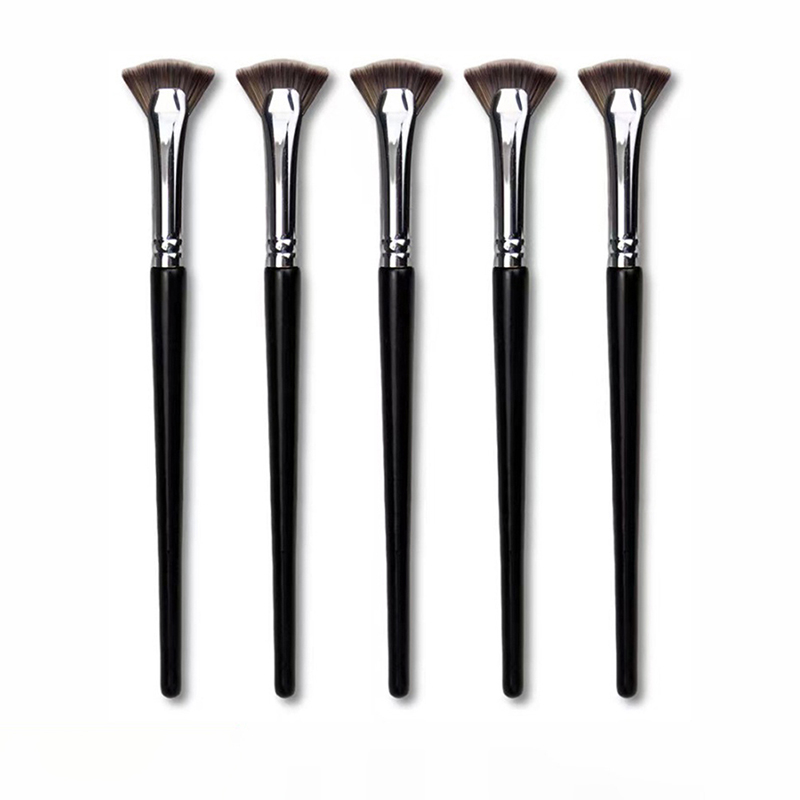 1PC Fan-shaped Eyelash Brush S - огляд і ціна Beauty No Makeup